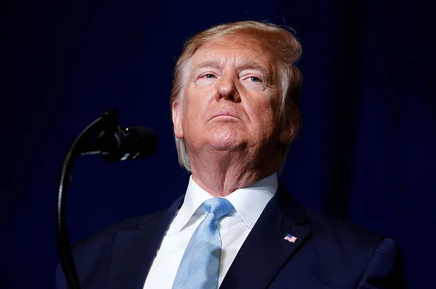 İran'dan Trump'a: Takım elbiseli terörist!