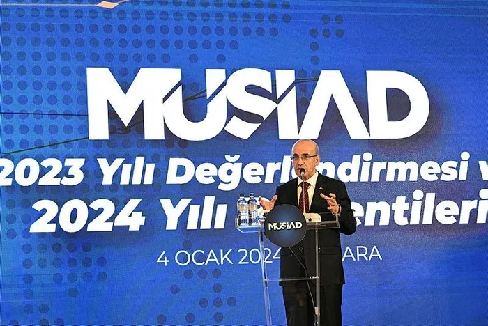 Hazine ve Maliye Bakanı Mehmet Şimşek 2024'teki yol haritasını açıkladı: "Enflasyonda düşüş sürecek"-7