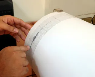 İstanbul depreminin ardından korkutan açıklama: 7.6 büyüklüğünde bir deprem yaklaştı!