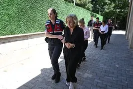 Grand Kartal Otel davasında hesap soruluyor... Yangında mahsur kalan genç kız o anları anlattı: Banyoda ölümü bekledik