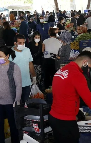 Sokağa çıkma yasağının sona ermesinin ardından Antalya'da pes dedirten görüntü