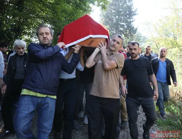 SON DAKİKA: Amasra Bartın'da maden faciasında hayatlarını kaybeden işçiler son yolculuğuna uğurlanıyor - 12