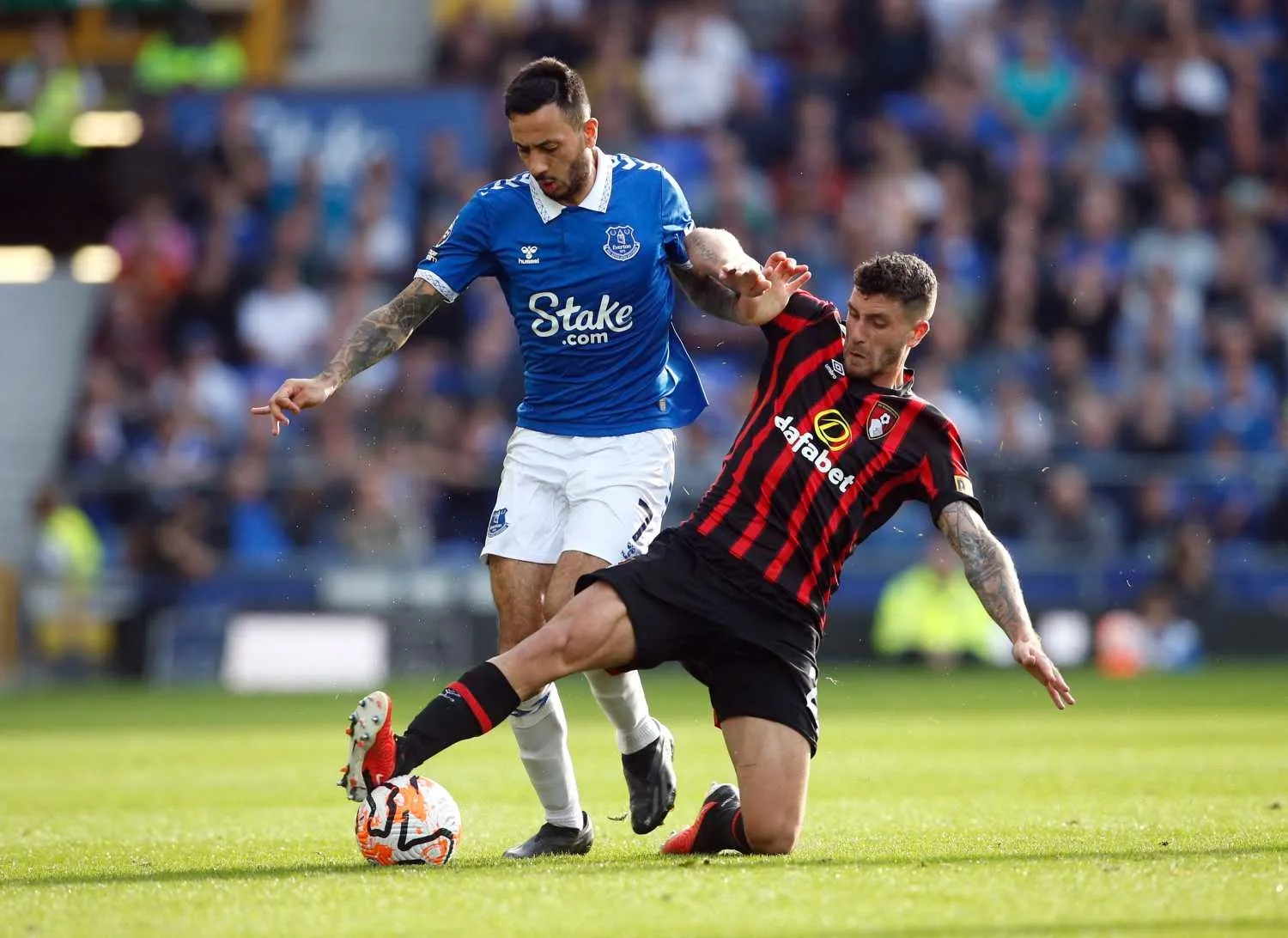 Fenerbahçe'ye dev stoper! Transfer taraftarı coşturacak - 24