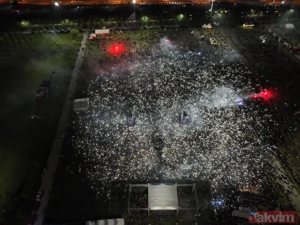 Yenikapı'da bordo-mavi coşku! Trabzonspor taraftarından ışık şov - 26