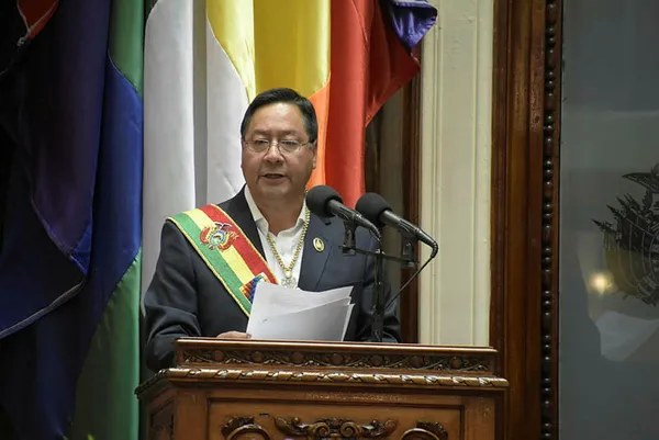 genel-secimi-kazanan-bolivya-devlet-baskani-luis-arce-yemin-etti-1604861501764.jpg