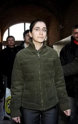 Belçika'dan terörist Erdal'a komik ceza!