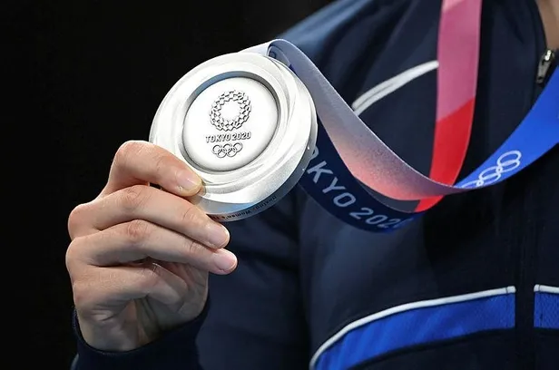 2020 Tokyo Olimpiyat Oyunları | Boksta Buse Naz Çakıroğlu ve Busenaz Sürmeneli'den tarihi başarı!-11