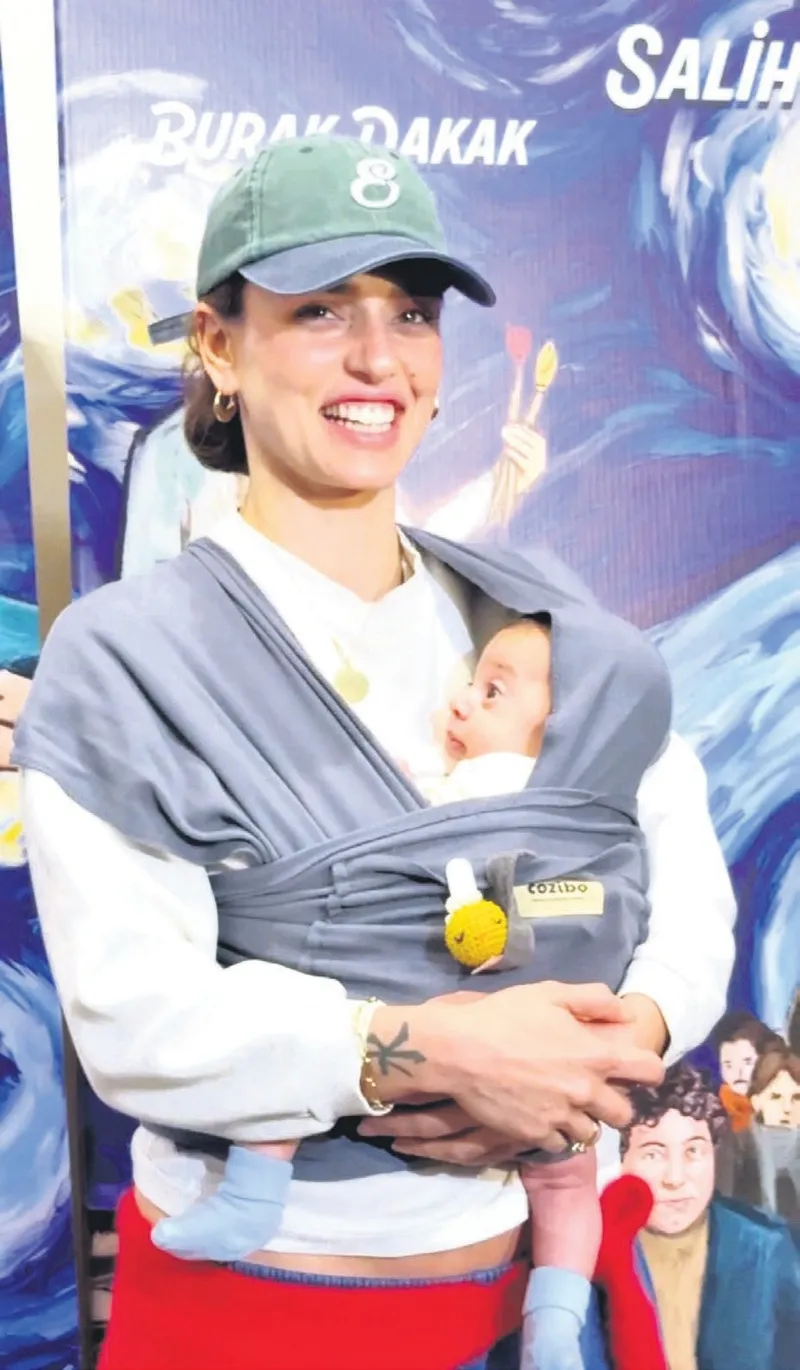 bestemsu-ozdemir-cocugumu-canta-gibi-tasiyorum-1775114985349.jpeg Bestemsu Özdemir: “Çocuğumu çanta gibi taşıyorum”-5