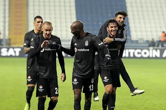 Altın çocuk Umut Nayir! 90+5’te Beşiktaş'a 3 puanı getirdi, seri 6 maça yükseldi