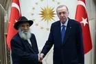 Başkan Erdoğan Külliye'de Alevi Dedesi Ahmet Uğurlu'yu kabul etti