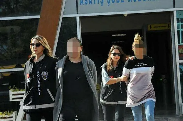 Son dakika: Kocaeli’nin Gölcük ilçesinde masaj salonuna fuhuş operasyonu