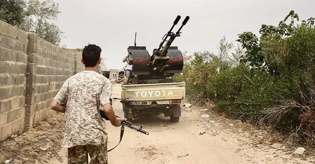 Son dakika: Hafter’e bir darbe daha: Libya ordusu Sirte’nin güneyinde iki bölgeyi ele geçirdi