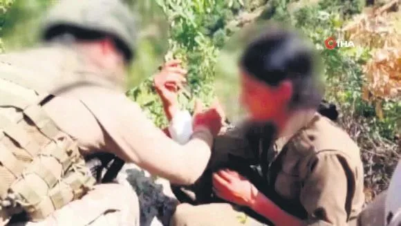 Mehmetçik’ten insanlık dersi-1