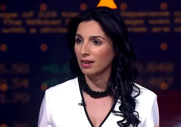 dunya-mb-baskanligina-hafize-gaye-erkan-atamasini-flas-olarak-duyurdu-erkana-iyi-tercih-yorumu-yapildi-1686346263607.jpeg Dünya basını MB Başkanlığı'na Hafize Gaye Erkan atamasını “flaş” olarak duyurdu: Erkan'a “İyi tercih” yorumu yağdı..-2