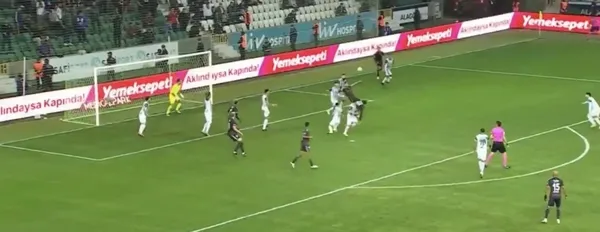 besiktas-giresunsporu-tayyip-talha-sanucun-muhtesem-rovesata-goluyle-yendi-1665259964283.jpg Beşiktaş Giresunspor'u Tayyip Talha Sanuç'un muhteşem röveşata golüyle yendi-10