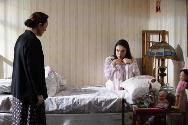 Masumlar Apartmanı 14. yeni bölüm fragmanında Safiye'nin büyük sırrı açığa çıkıyor! Ben aklına gelebilecek en karanlık yoldan geldim!-4