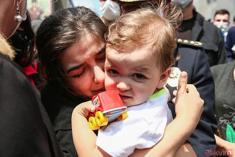 Bağcılar'da zehir tacirlerinin saldırısında şehit olan Erkan Gökteke son yolculuğuna uğurlandı