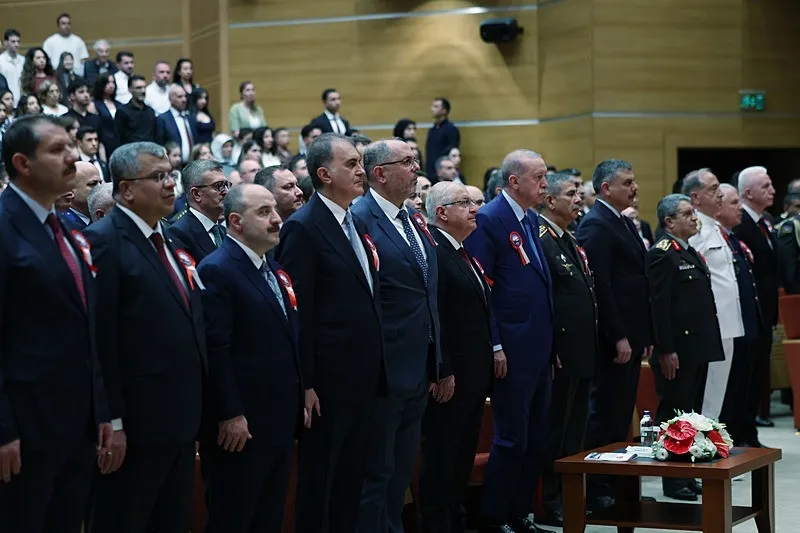 baskan-erdogandan-milli-guvenlik-mesaji-turkiyenin-guvenligini-kimseye-emanet-edemeyiz-1783693613895.jpeg Başkan Erdoğan'dan "milli güvenlik" mesajı: Türkiye'nin güvenliğini kimseye emanet edemeyiz-5