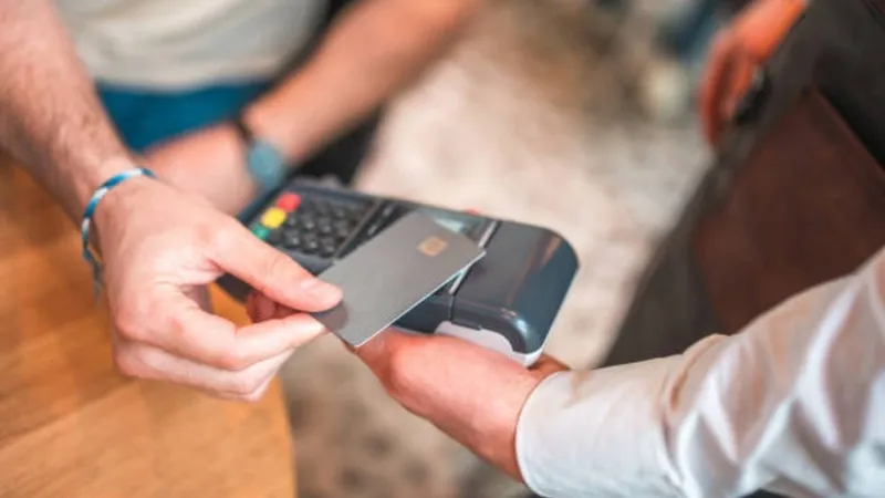 temassiz-odeme-limiti-yukseltildi-15-ocaktan-itibaren-gecerli-olacak-1768399010061.jpg Temassız ödeme limiti yükseltildi! 15 Ocak 2026'dan itibaren geçerli olacak-3