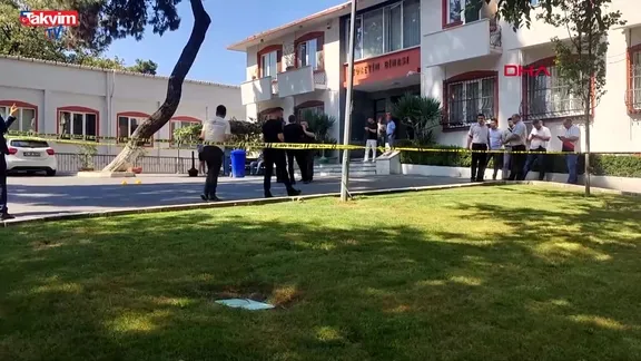 Zeytinburnu’nda hastane bahçesinde silahlı saldırı: 1 yaralı, 2 şüpheli yakalandı