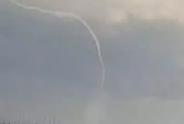 Marmaris Körfezi’nde hortum paniği! O anlar kamerada