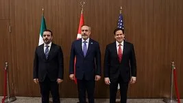 Bakan Hakan Fidan ABD’li ve Suriyeli mevkidaşları ile bir araya geldi! Görüşmeye Başkan Erdoğan da çevrimiçi katıldı! Hangi konular ele alındı?