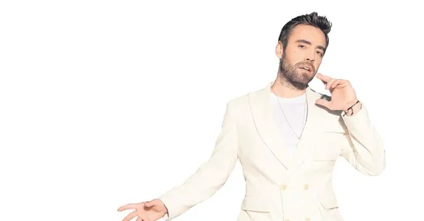 Murat Dalkılıç aşka geldi! Sevgilisi Sitare Akbaş’a bakın hangi şarkıyla evlilik mesajı verdi