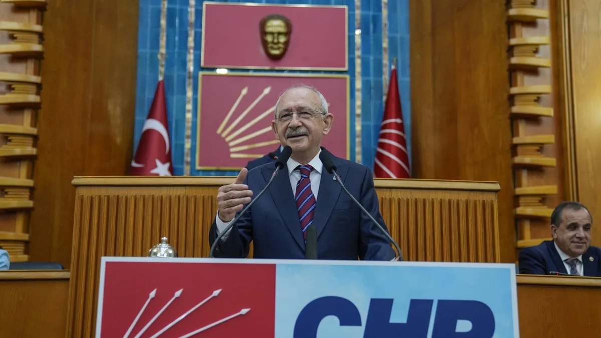 CHP'de arınma: 48 isim ihraç edildi! Aralarında Selin Sayek Böke ve Aylin Nazlıaka da var