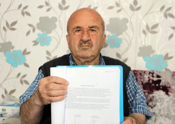 17-yil-once-okumadan-imzaladigi-belge-ile-4-katli-evini-kaydetti-hem-evi-hem-de-sagligi-gitti-1654153319970.jpg
