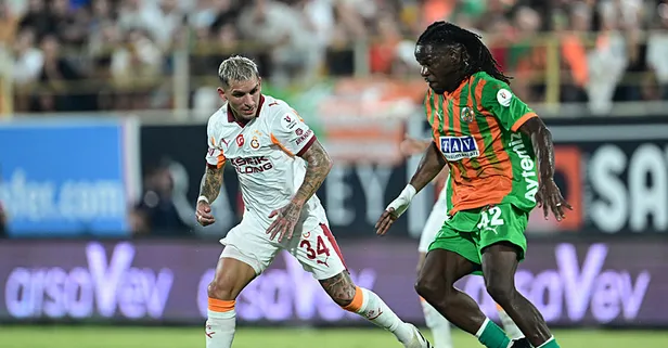 Galatasaray'ın yıldızı sakatlandı! Maça devam edemedi