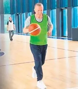 sporda-da-lider-baskan-erdoganin-basketboldaki-hunerleri-tam-not-aldi-1688163994202.jpeg