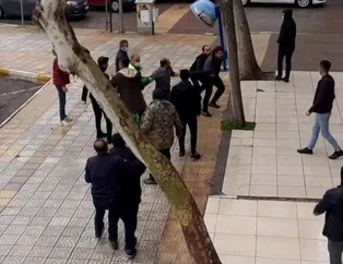 Müşteriye tekme tokat saldıran taksiciler bıçaklandı