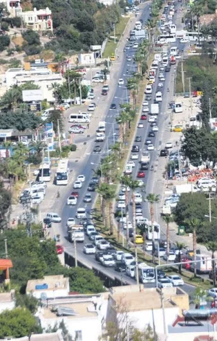 Bodrum mutas'yol'u! Tatilciler yola düştü... | Koronavirüs haberleri