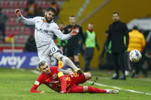 Başakşehir deplasmanda Kayserispor'a takıldı-4