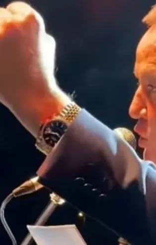 CHP'li Antalya Büyükşehir Belediye Başkanı Muhittin Böcek'in saatinin fiyatı dudak uçuklattı! Gönderim ücreti bile binlerce lira...