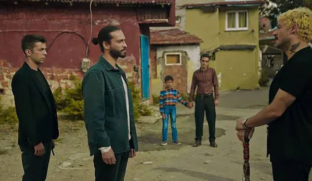 cukurun-efsanesi-uc-kurusa-gelecek-iddialari-yalan-cikti-o-gunler-artik-mazide-kalacak-1640785974961.jpg O günler artık mazide kalacak! Çukur'un efsanesi Üç Kuruş'a gelecek iddiaları yalan çıktı!-4