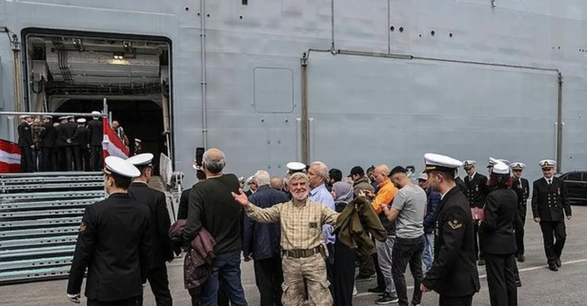 Vatandaş TCG Anadolu’ya akın etti! Yarım günde 9 bine yakın ziyaretçi! Maket diyen 7’li koalisyonu kıskandıracak ilgi