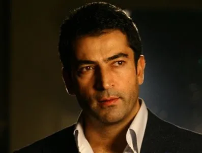 yalniz-kurt-dizisinde-kenan-imirzalioglu-ruzgari-1639340596987.jpg Yalnız Kurt dizisinde Kenan İmirzalıoğlu rüzgarı! Kim Milyoner Olmak İster'in 47 yaşındaki başarılı sunucusu...-4