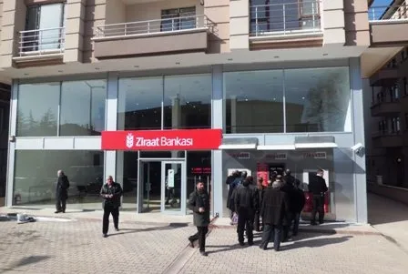 ziraat-bankasindan-buyuk-firsat-faiz-ya-da-komisyon-sarti-olmadan-84-ay-vadeyle-kredi-verilecek-1611819903985.jpg Faiz ya da komisyon şartı olmadan 84 ay vadeyle kredi verilecek… Ziraat Bankası’ndan büyük fırsat!-6