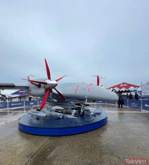 Çocuğu, genci, yaşlısı... KIZILELMA'mıza ilgi büyük: Takvim.com.tr insansız savaş uçağı ve Bayraktar AKINCI'nın mühimmatlarını görüntüledi - 8