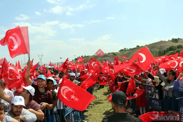 Malazgirt Zaferi'nin 951. yıl dönümünde Ahlat'tan coşku dolu kareler! Başkan Erdoğan ve Devlet Bahçeli Selçuklu mezarını ziyaret etti - 28