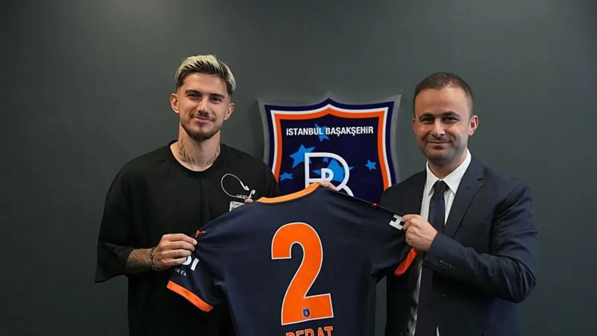 Berat Özdemir Başakşehir'de!
