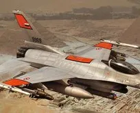 Mısır’da savaş uçağı düştü!