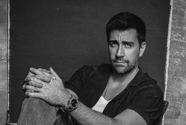 Çağlar Ertuğrul’dan Galatasaray atkılı Dua Lipa paylaşımı: Arkasından yapay zeka çıktı