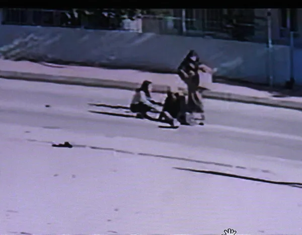 son-dakika-haberi-soka-girdi-gozyaslarini-tutamadi-1609401528069.jpg Son dakika haberi... Şoka girdi! Gözyaşlarını tutamadı-7