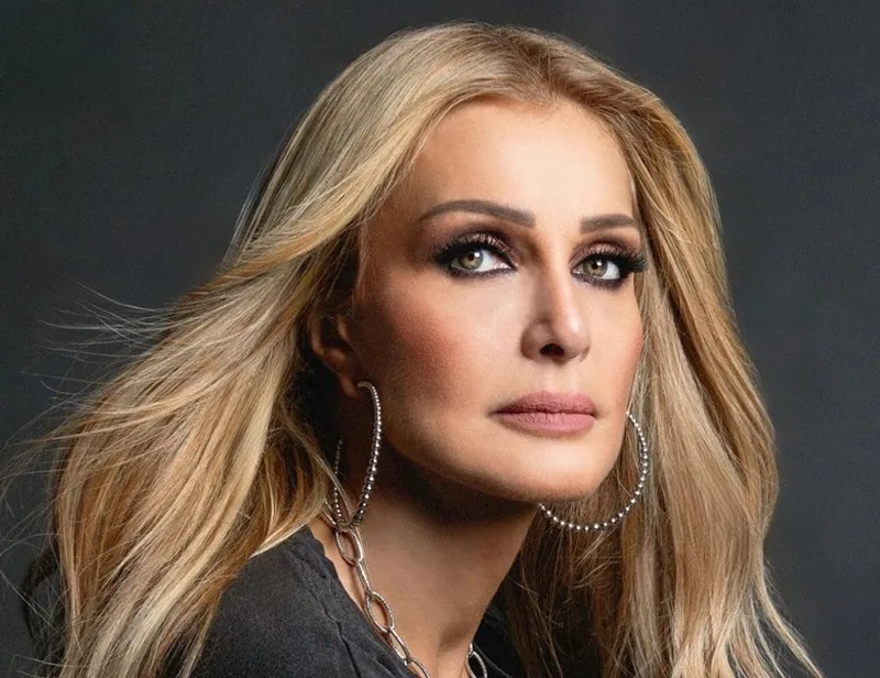 Harbiye’de ünlü yunan şarkıcı Natasa Theodoridou ve Yalın düeti: Türk sanatçılara iş birliği sinyali