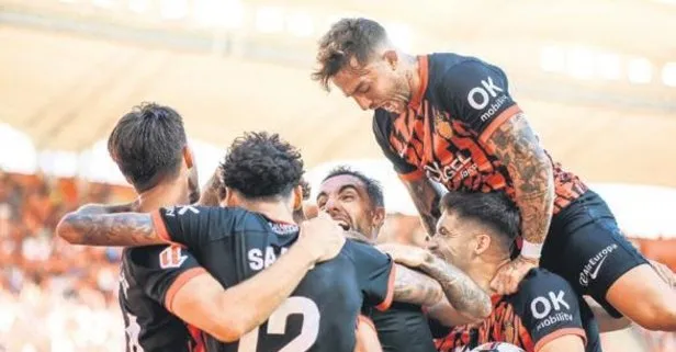 Vedat Muriqi 3 puanı getirdi