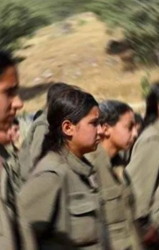 PKK'dan kaçan kadın terörist teslim oldu