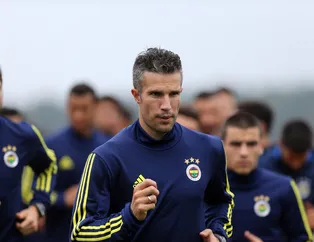 Van Persie bardağı taşırdı!