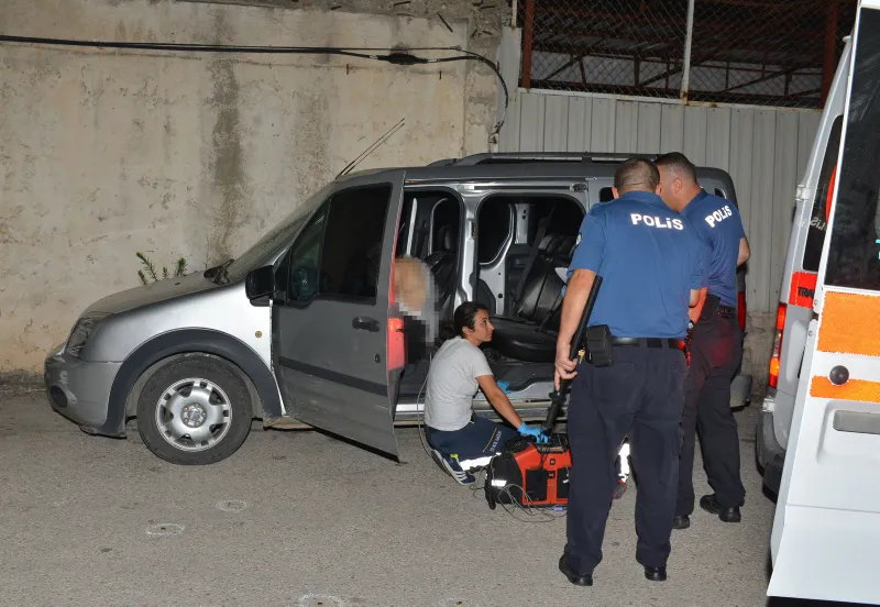 Adana'da kanlı infaz! Hafif ticari aracında silahlı saldırıya uğrayan güvenlik görevlisi öldü - 3